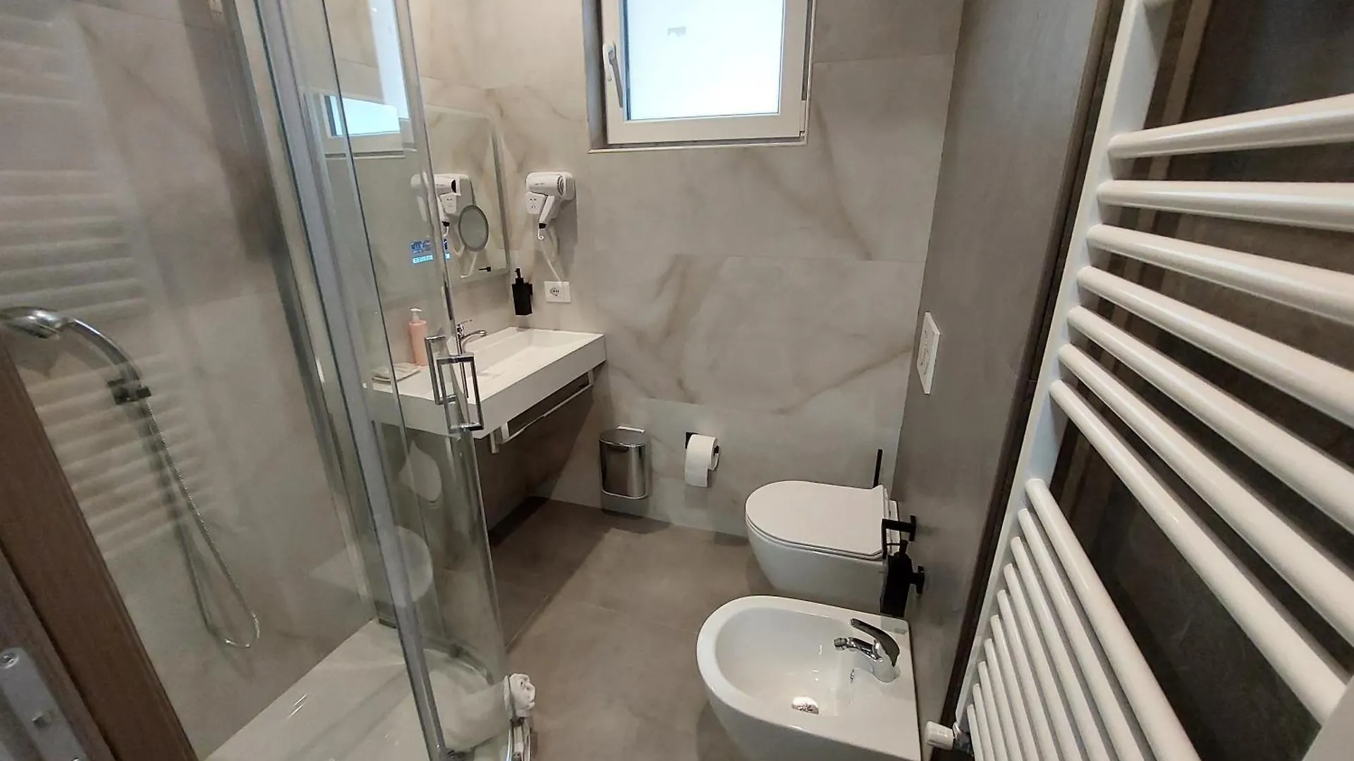 Hotel Pontenuovo Merone