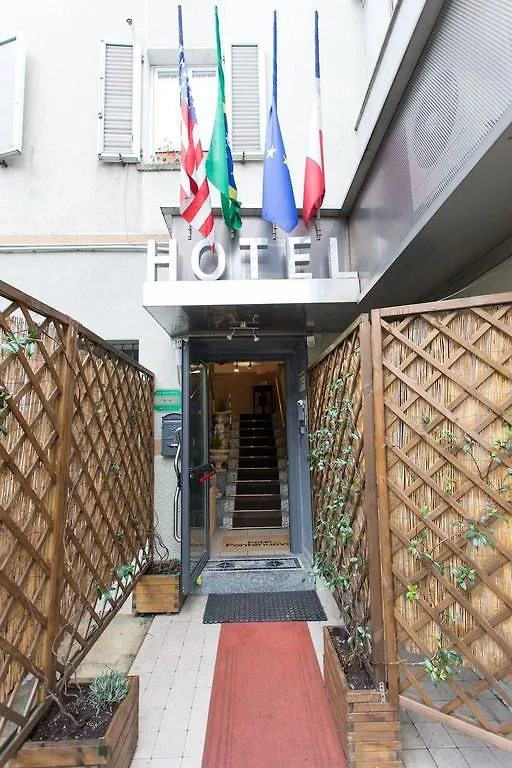 Hotel Pontenuovo Di Macyszyn Fabio Merone Italien