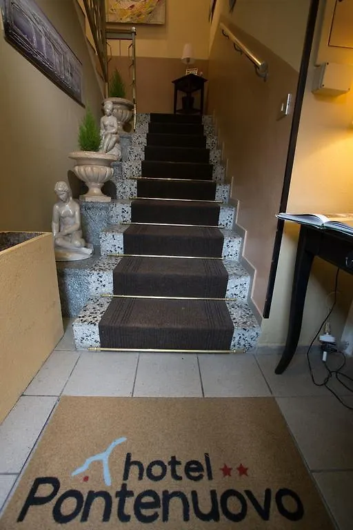 Hotel Pontenuovo Di Macyszyn Fabio Merone Italien