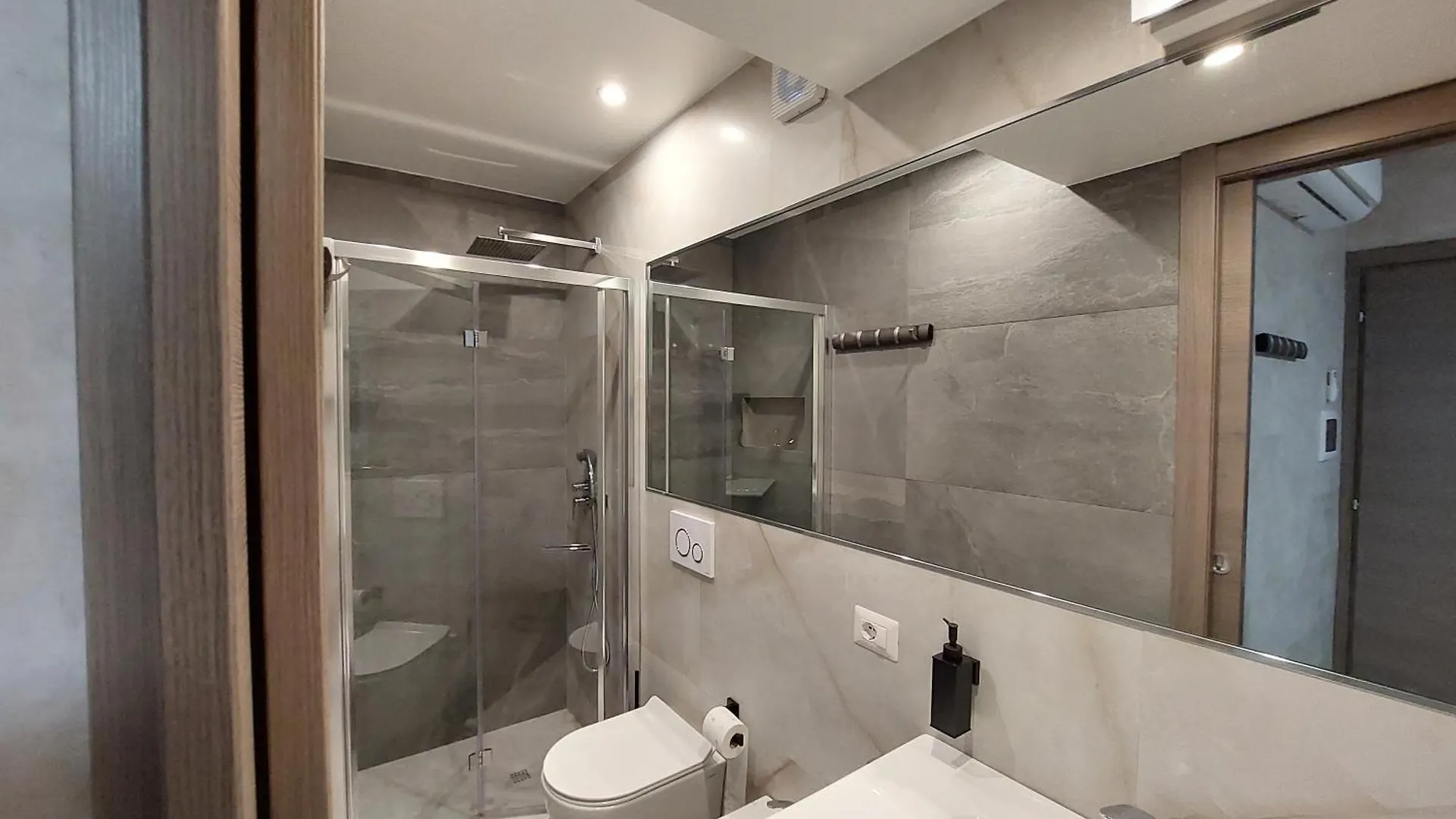 **  Hotel Pontenuovo Di Macyszyn Fabio Merone Italien